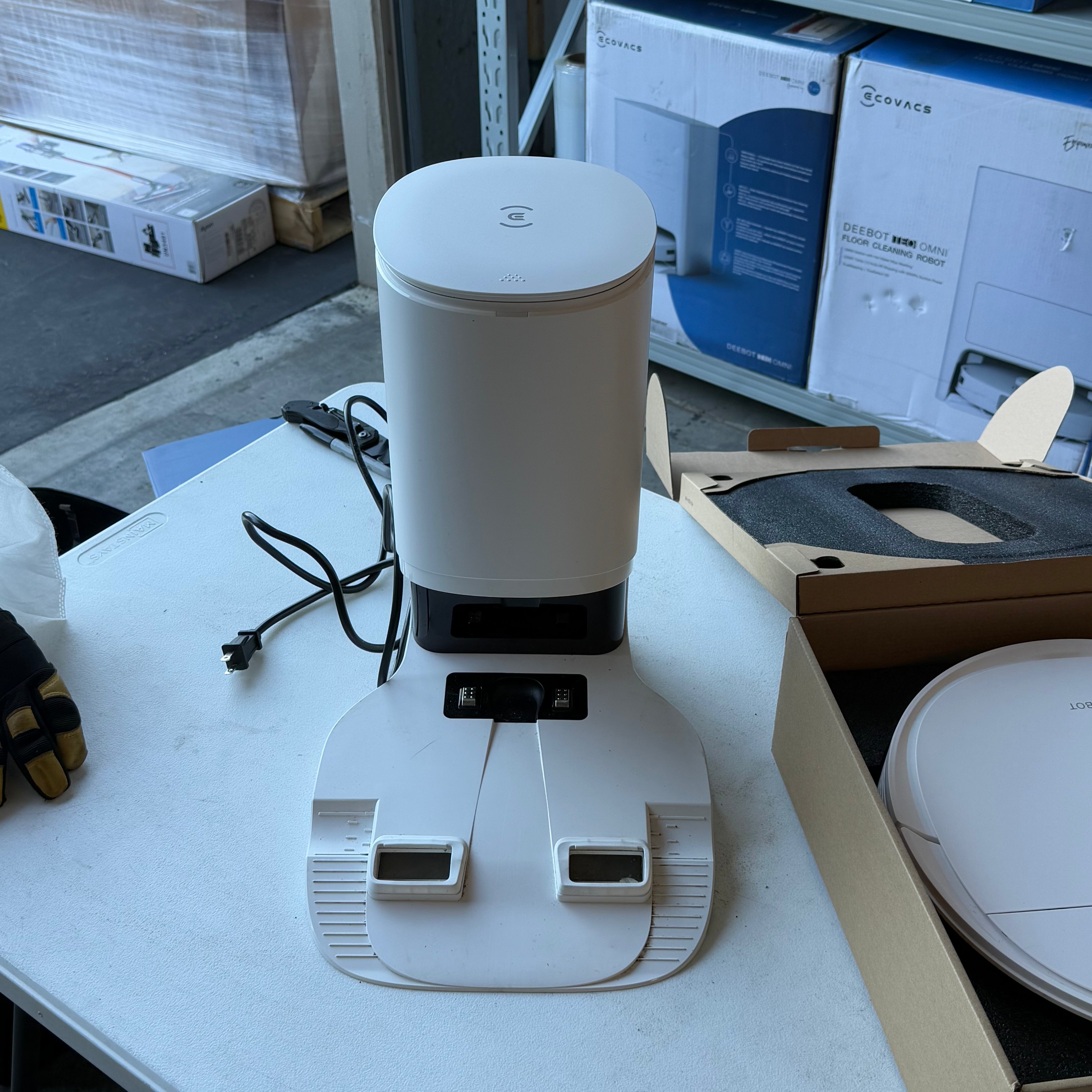 ECOVACS NEO+VACMOP ROBOT (Used) ECOVACS NEO+VACMOP ROBOT (Used)